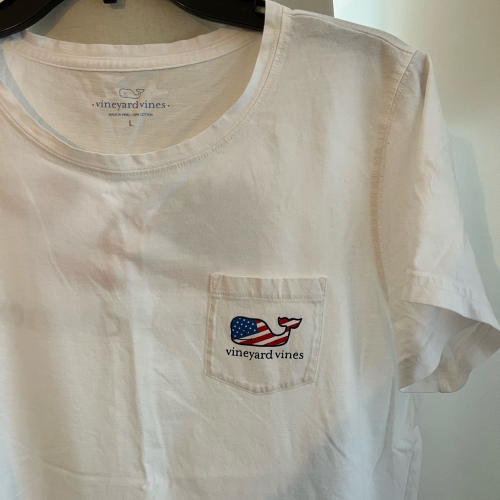 Vineyard Vines USA T-shirt